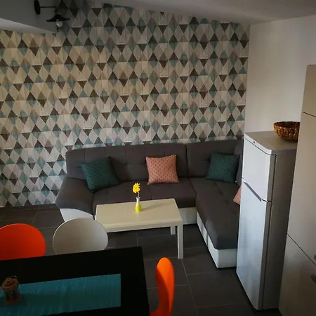 Apartment Sirius Rogoznica *
