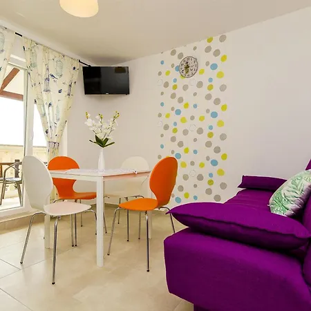 Apartment Sirius Rogoznica *
